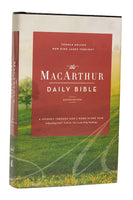 NKJV The MacArthur Daily Bible (2nd Edition) (Comfort Print)-Hardcover
