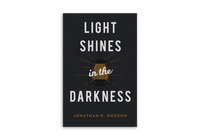 Light Shines in the Darkness (25-pack tracts)
